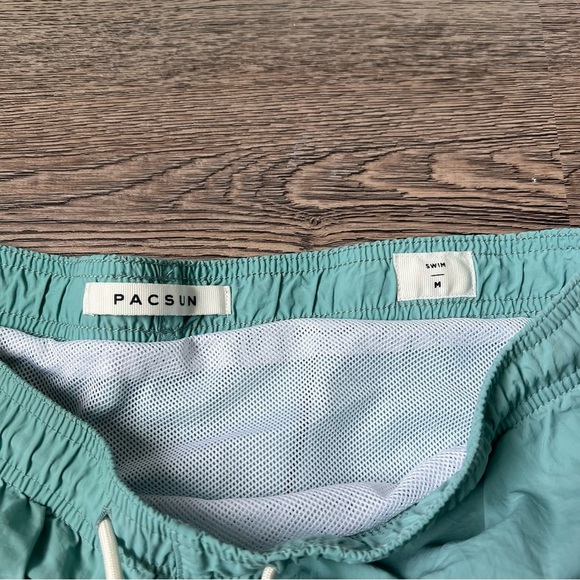 Pacsun Men's Blue Swim Shorts - Picture 4 of 7